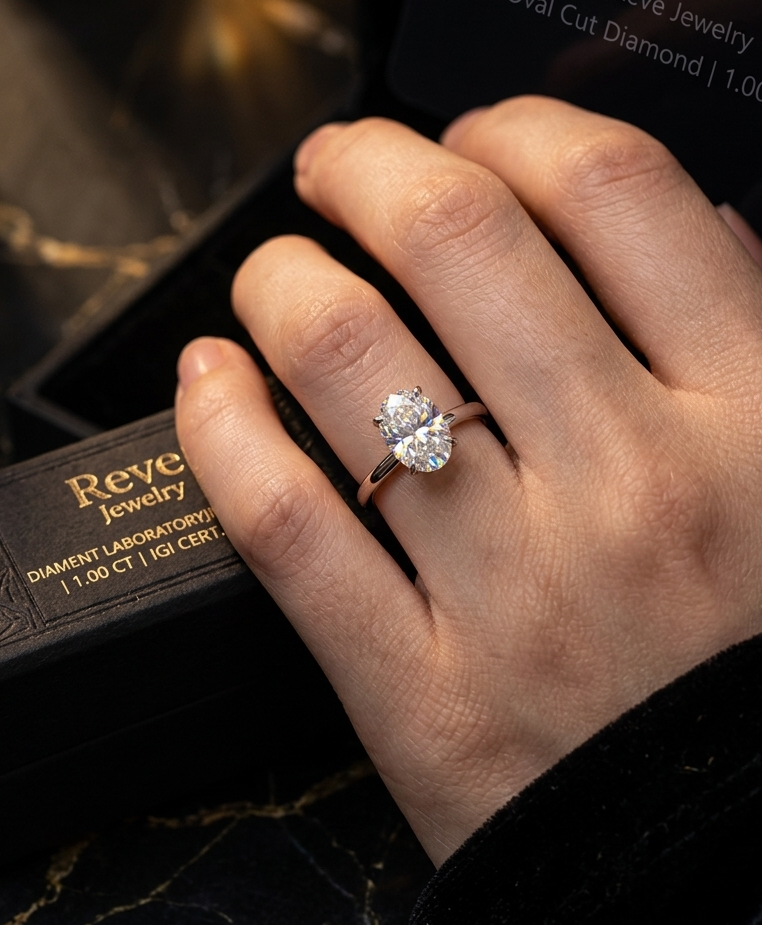 Złoty Pierścionek REVE Oval z Diamentem Laboratoryjnym 1CT